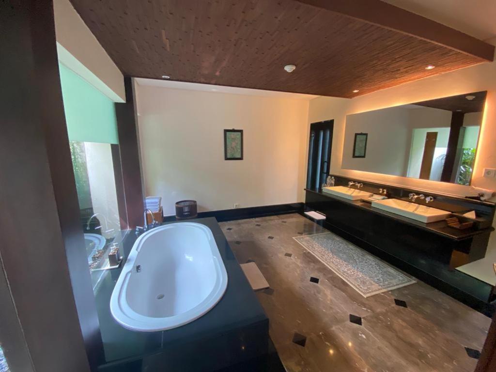 Bintang Bali Villa Kuta Lombok Exterior foto